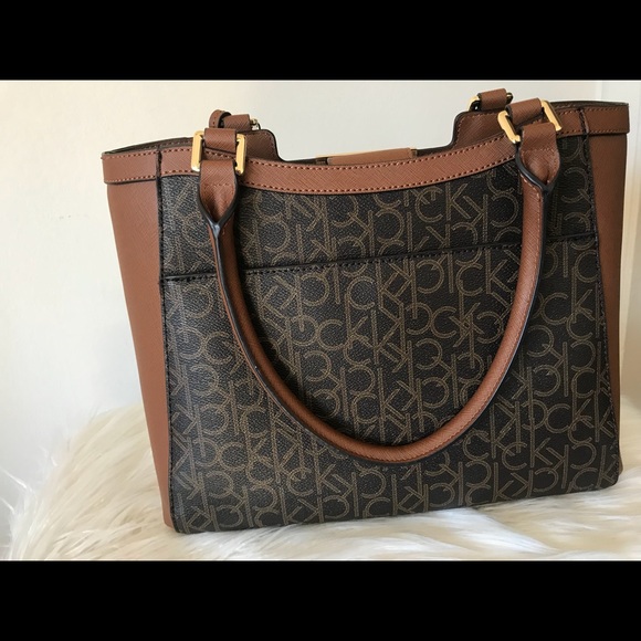 Calvin Klein handbag - Picture 3 of 4